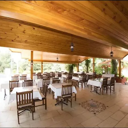Boncuklu Hotel *
