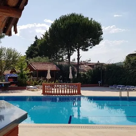 Boncuklu Олудениз