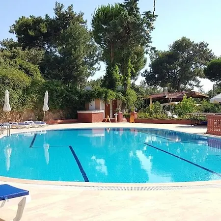 Hotel Boncuklu *